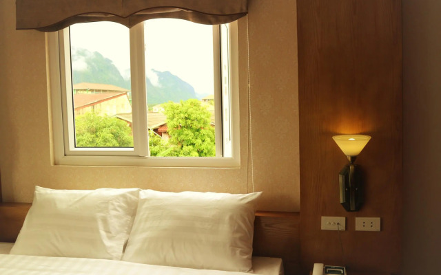 V Central Hotel