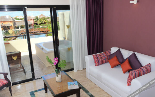 The Royal Suites Punta de Mita by Palladium
