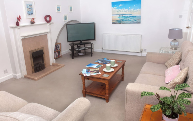 Weymouth Bay Apartment C