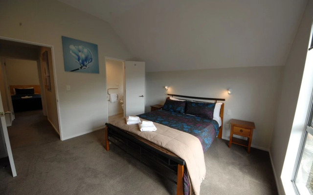 Big spacious house - great views