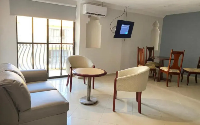 Grand Royal Tampico