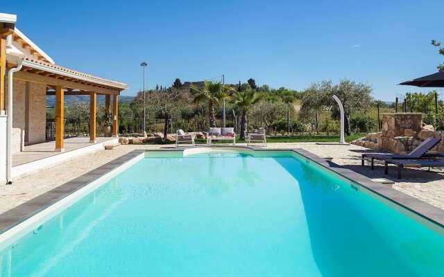 Spacious Holiday Home in Noto With Private Pool