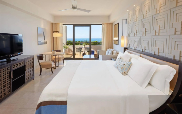The Romanos, a Luxury Collection Resort
