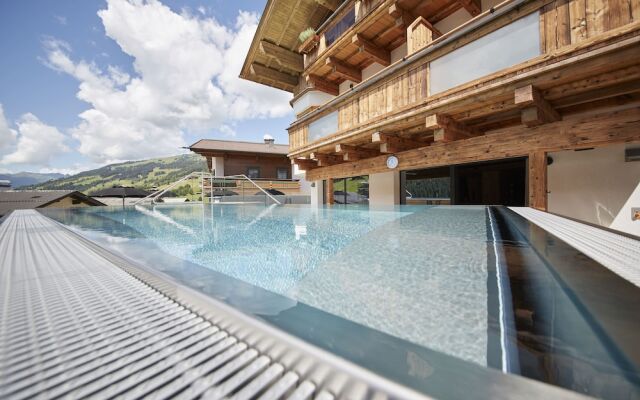 Hotel Astrid - Ski In & Ski Out