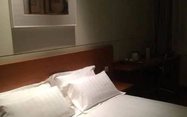 Jinjiang Inn Select Chengdu Shuangliu International Airport