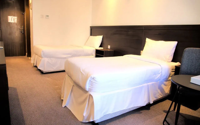 Cent Alazeziah Hotel