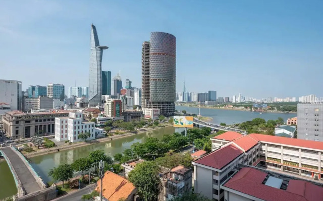 Saigon Royal View Residence & River