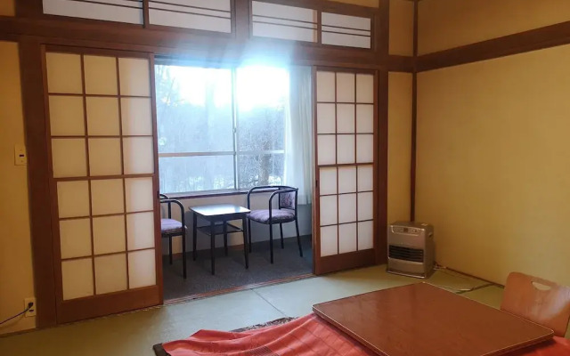 Oshino Kogen Hotel