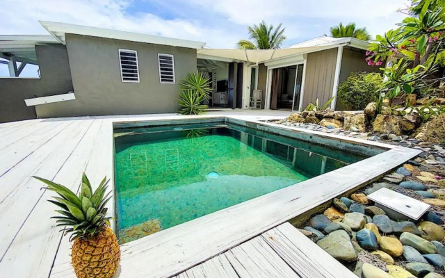 Villa Cazou, sea view, private pool, Wifi 100Mbps