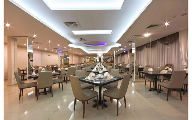 Nova Park Hotel
