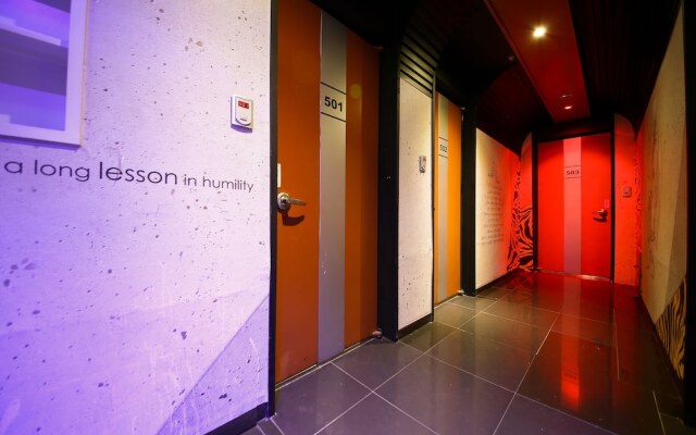 Amor Hotel