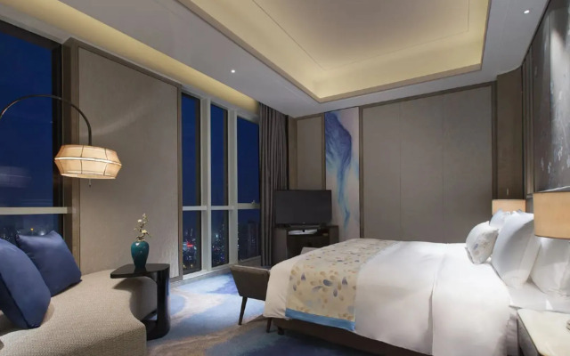 Pullman Yantai Center
