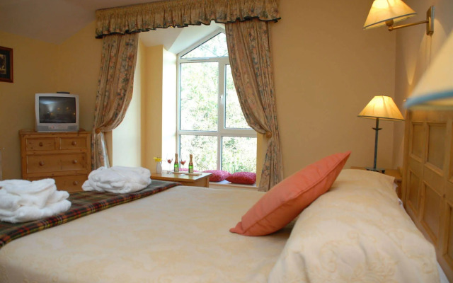 Dingle Benners Hotel