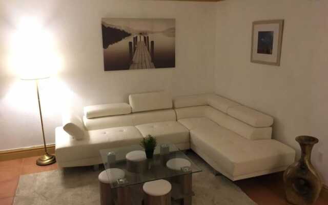 Awesome Place with Pool and Parking No.3