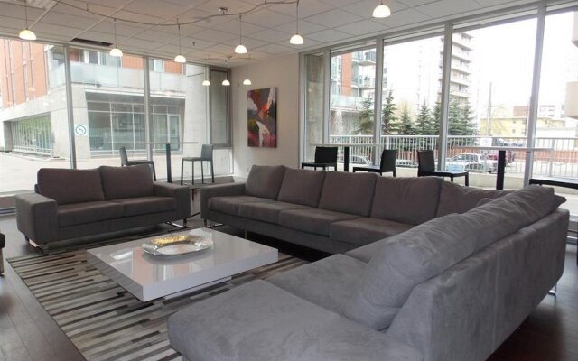 Fastlane Suites Rouleau