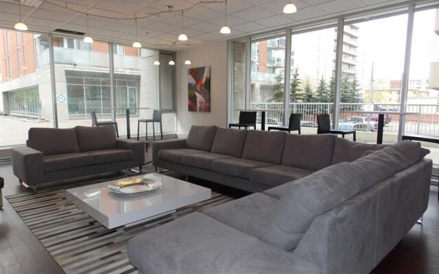 Fastlane Suites Rouleau South