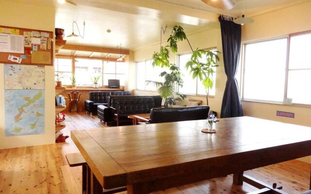 Okinawa Sora House - Hostel