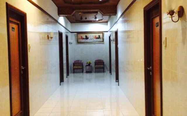Hotel Basana Inn