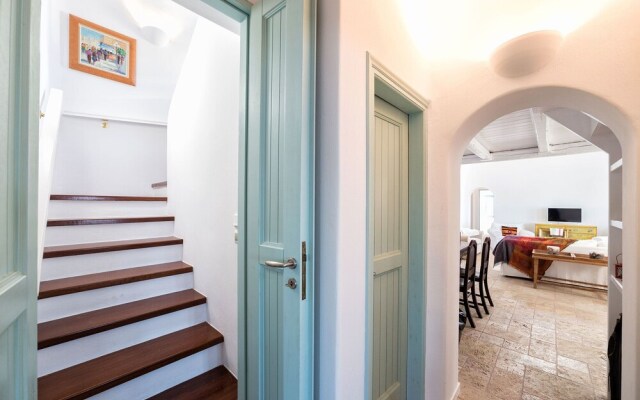 Sleeps8-parking-garden-pool-sunsets-barbeque