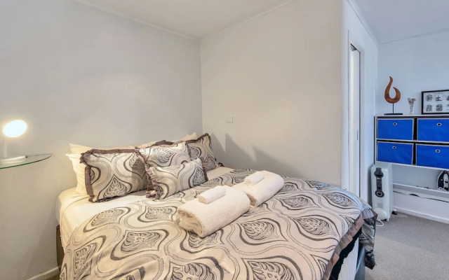 Rustic 1br in Kohimarama Parking & Wifi