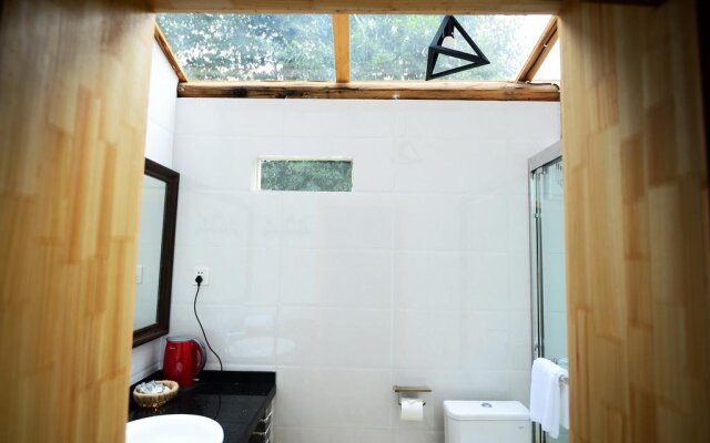 The Micro Hostel Mt Emei