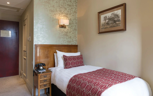The Crown Manor House Hotel