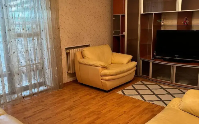 АВА АПАРТ на улице Артема 193