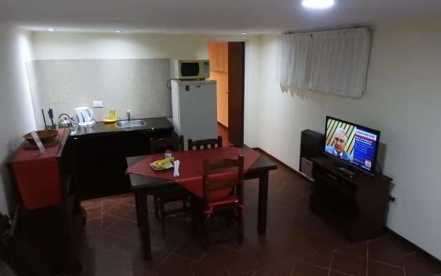 Altos Valeria Apart Hotel
