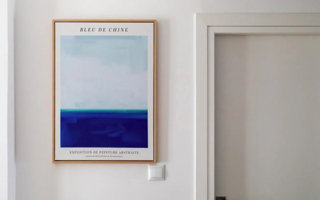 Les Nuances de Blue 1-BR Apt in Athens