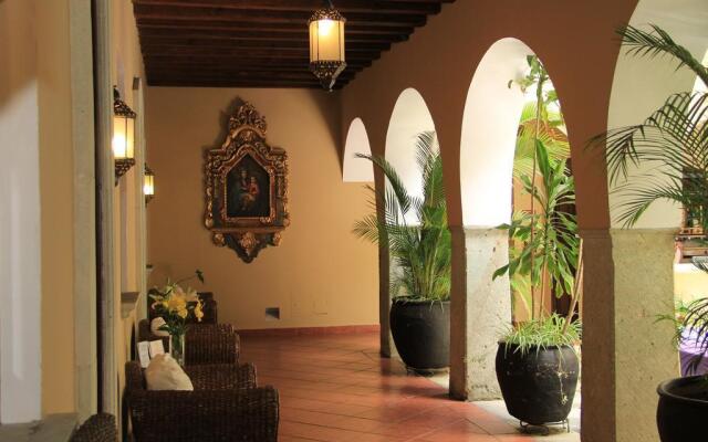 Hotel De La Parra