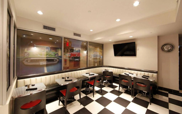 Holiday Inn NYC - Lower East Side by IHG