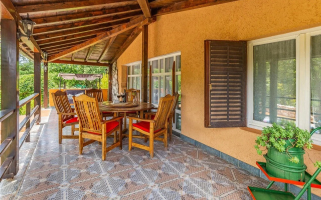 Stunning Home in Valtura With Wifi and 3 Bedrooms