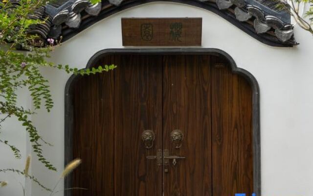 Zhujiajiao Jingting Inn