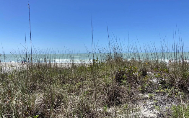 Slice of Paradise in Manasota Key