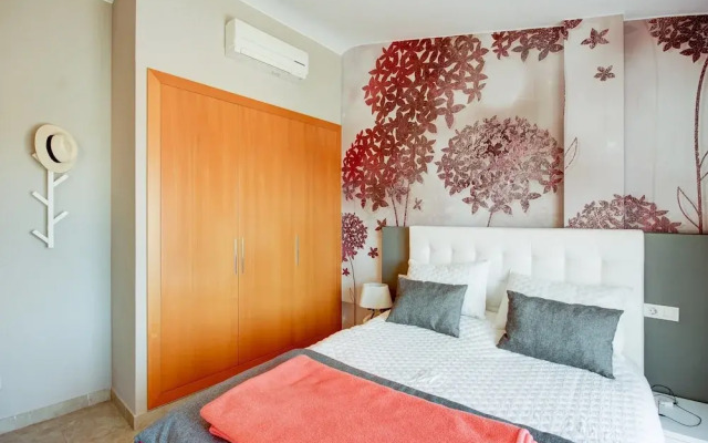 Duplex Apartment in Palau-saverdera