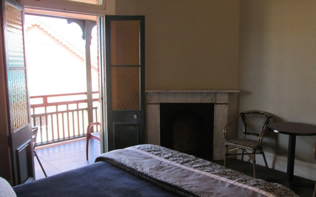 Maclean Hotel