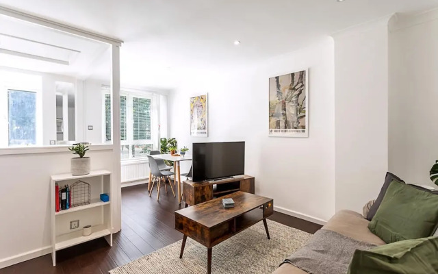 SML - Bright & Cosy One-bed Apartment