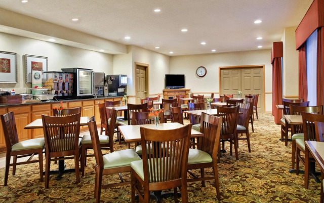 Country Inn & Suites by Radisson, Rock Falls, IL