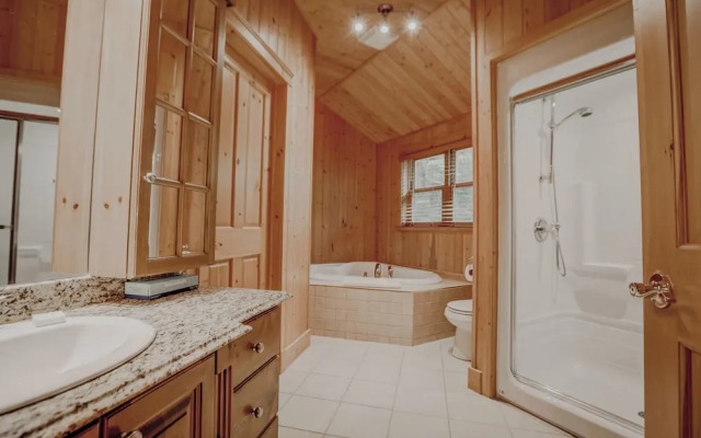Fiddler Lake Resort