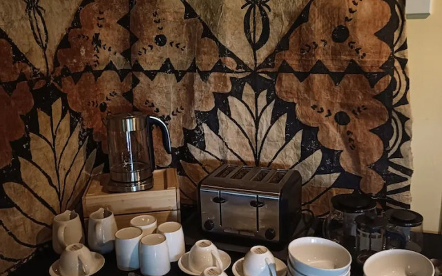 Mahina Lodge