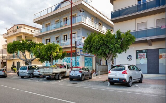 Upscale Apartment in Torre Melissa near Beach