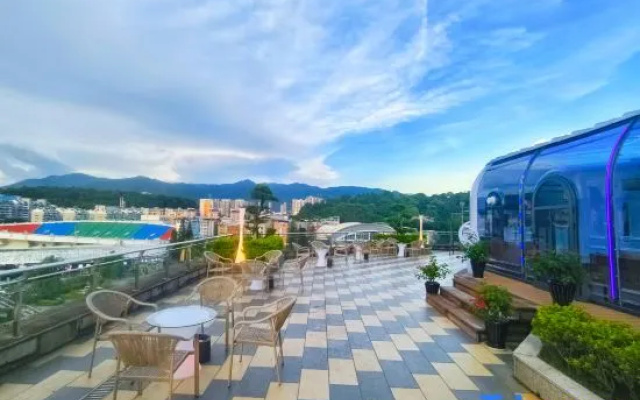 Centron International Hotel – Outside – Longyan
