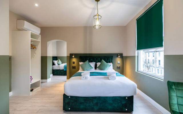 The Finsbury Park Hotel