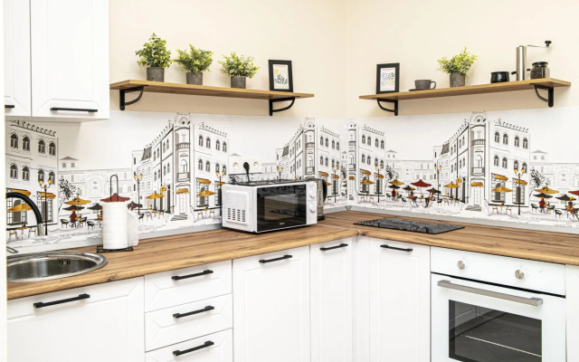 SunSet на улице Александра Хохлова 7