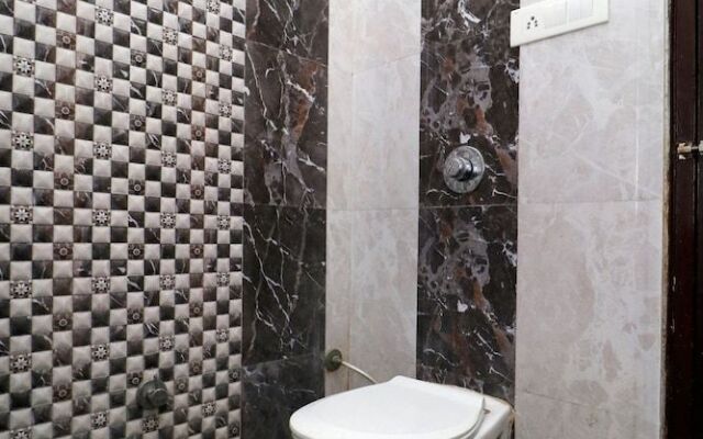 Oyo 22981 Hotel Temple Tower