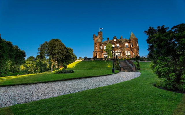 Sherbrooke Castle Hotel