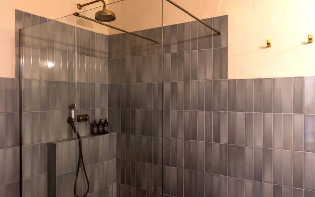 Casa Gran 1771 - MontRubí Winery Hotel - Adults Only