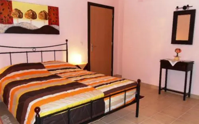 Omorfi Poli 120 sqm Apartment