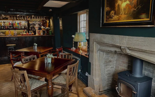 The Crown at Shipton