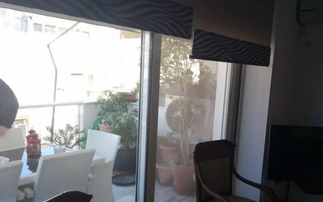 Luxury Flat with Amazing Lycabetus View